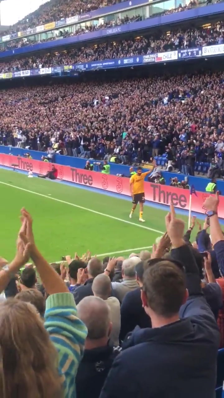 一言不合就起飞？贾伦-莱克这暴扣也太炸裂了吧