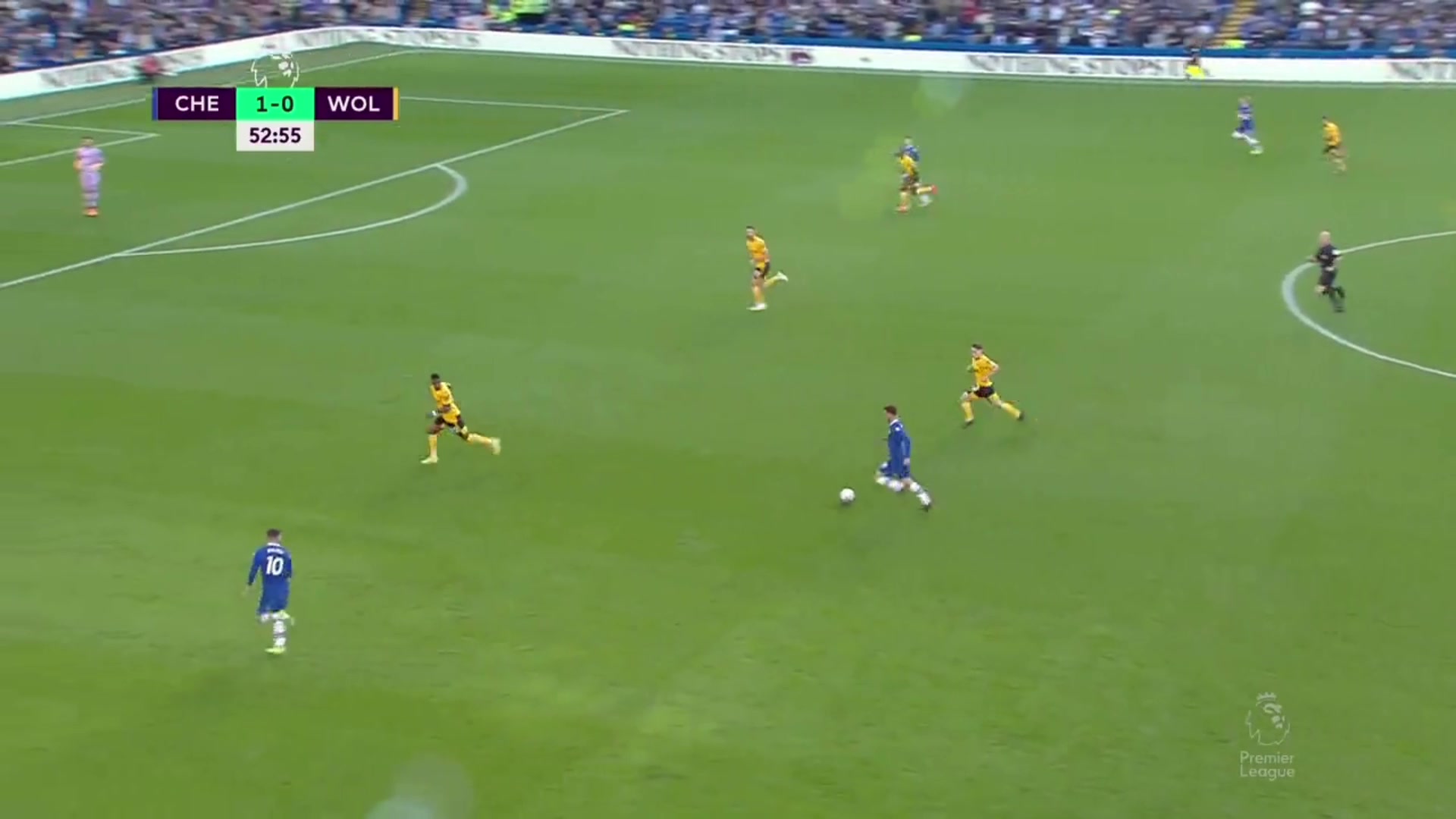 （阿的江怒斥杨鸣）杨鸣抱怨裁判吹罚 阿的江怒怼：没打过球啊，这球你都吵吵！