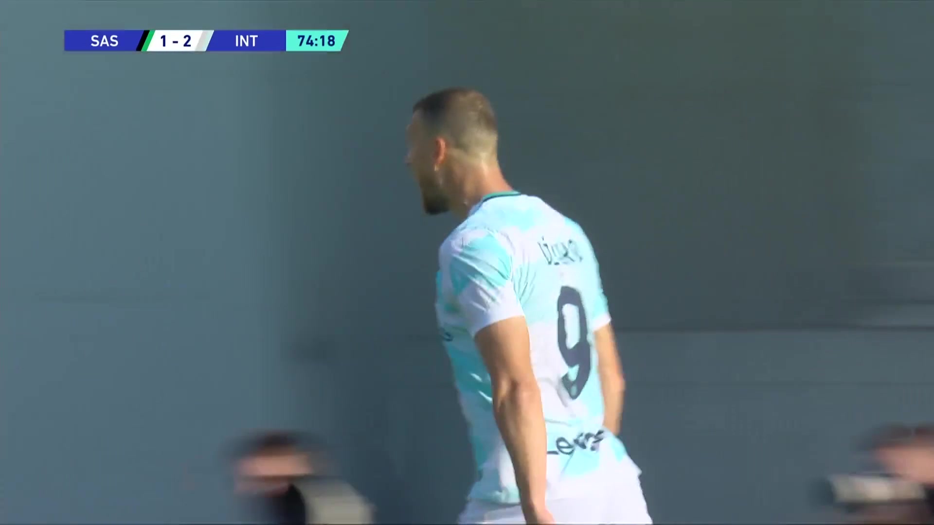 (莫兰特的推特)勤奋!莫兰特更新个人推特晒休赛期训练视频