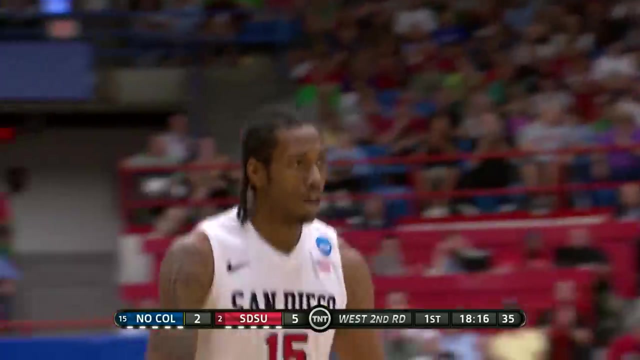 (莱昂纳德大学球衣)能攻能守相当全面!看看莱昂纳德大学时期是怎么打球的