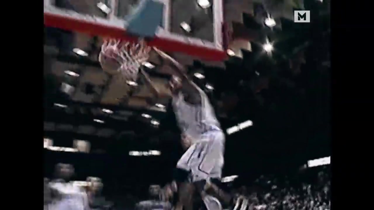 集弹跳/美感/爆发力于一体 大学时期卡特炸裂扣篮合辑