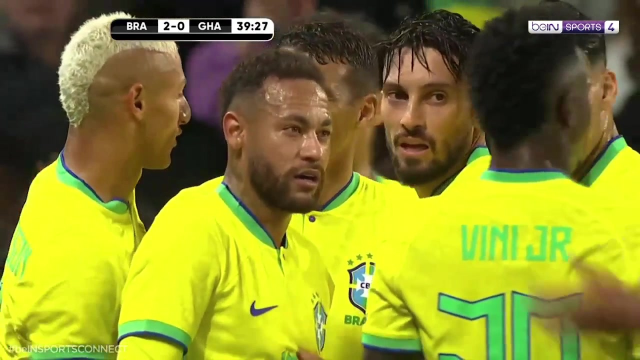 内马尔定位球再送助攻 理查利森头球破门双响(理查利森 皇马)