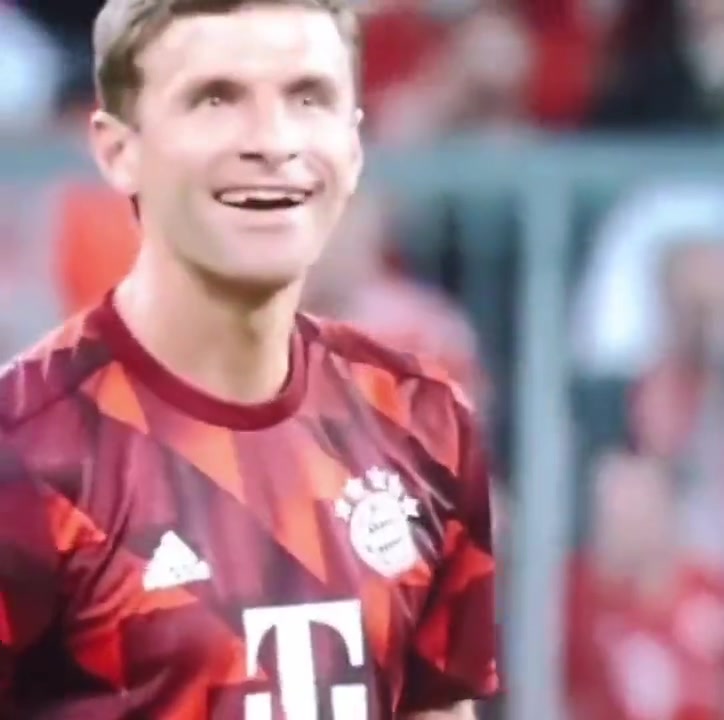 （美不美?周玲安拍特效视频在线观看）美不美？周玲安拍特效视频