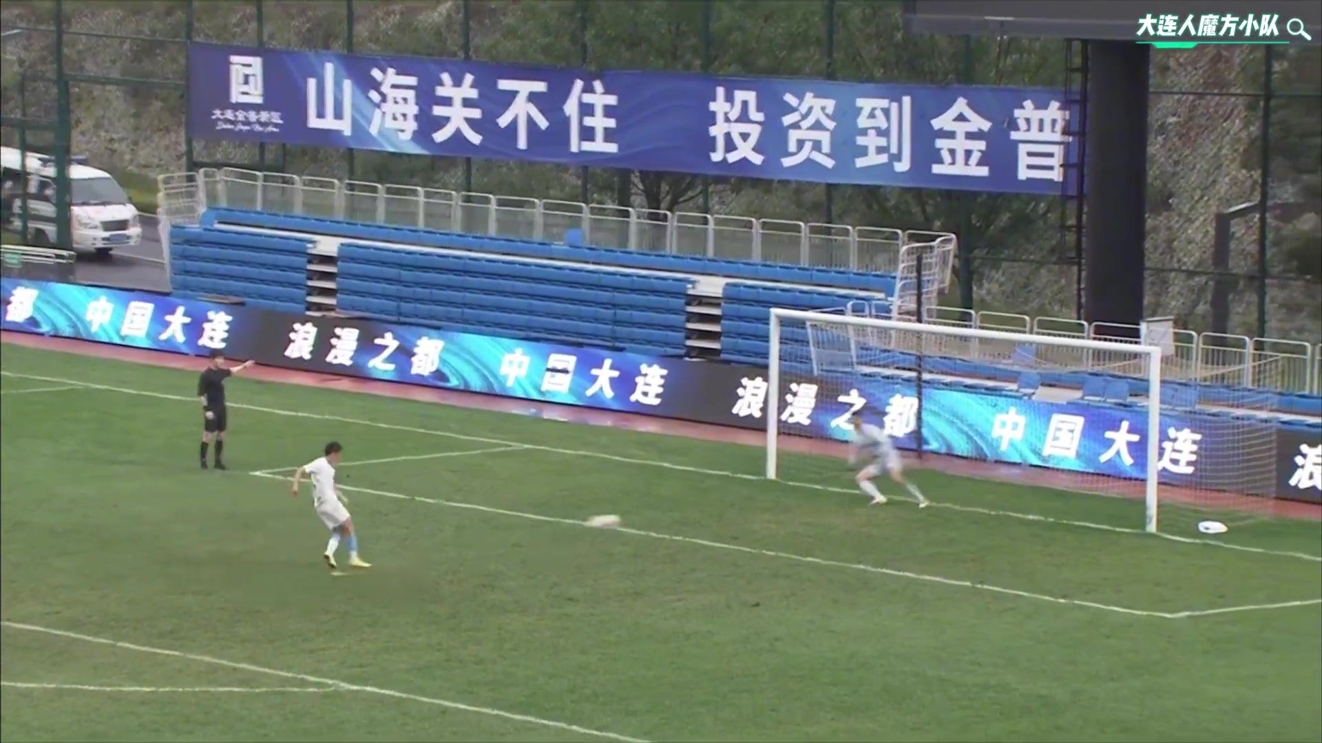 （巴特勒你们太tm需要我了）巴特勒：是LBJ先说“你们陷入麻烦了” 我只是回敬他