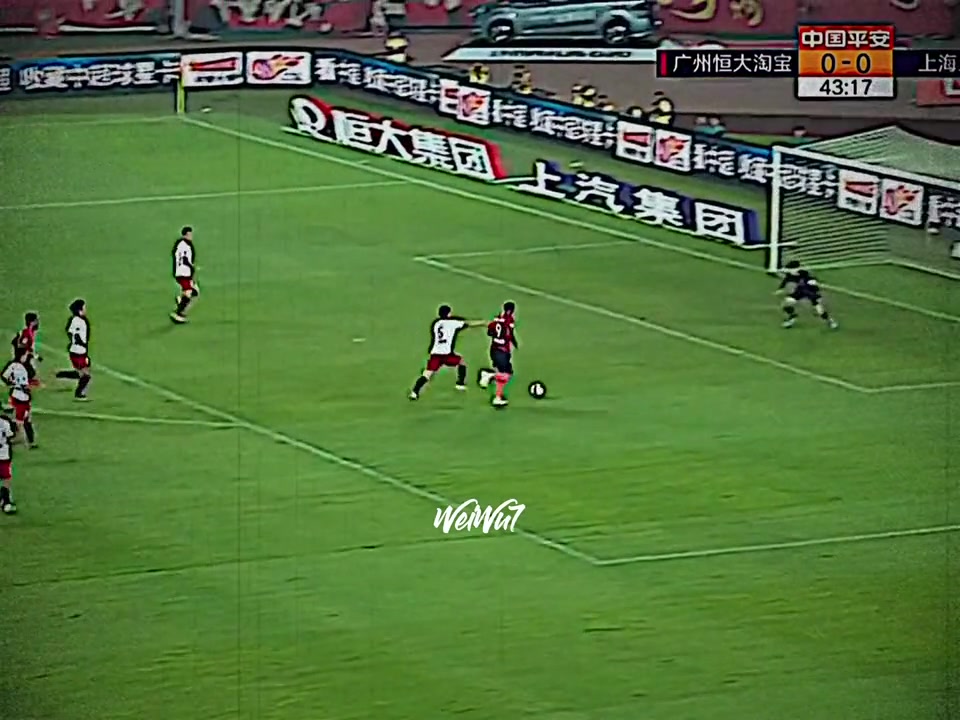 （艾弗森跨过泰伦卢的球鞋）艾弗森谈跨过泰伦卢的经典一幕：其实我一点都不喜欢