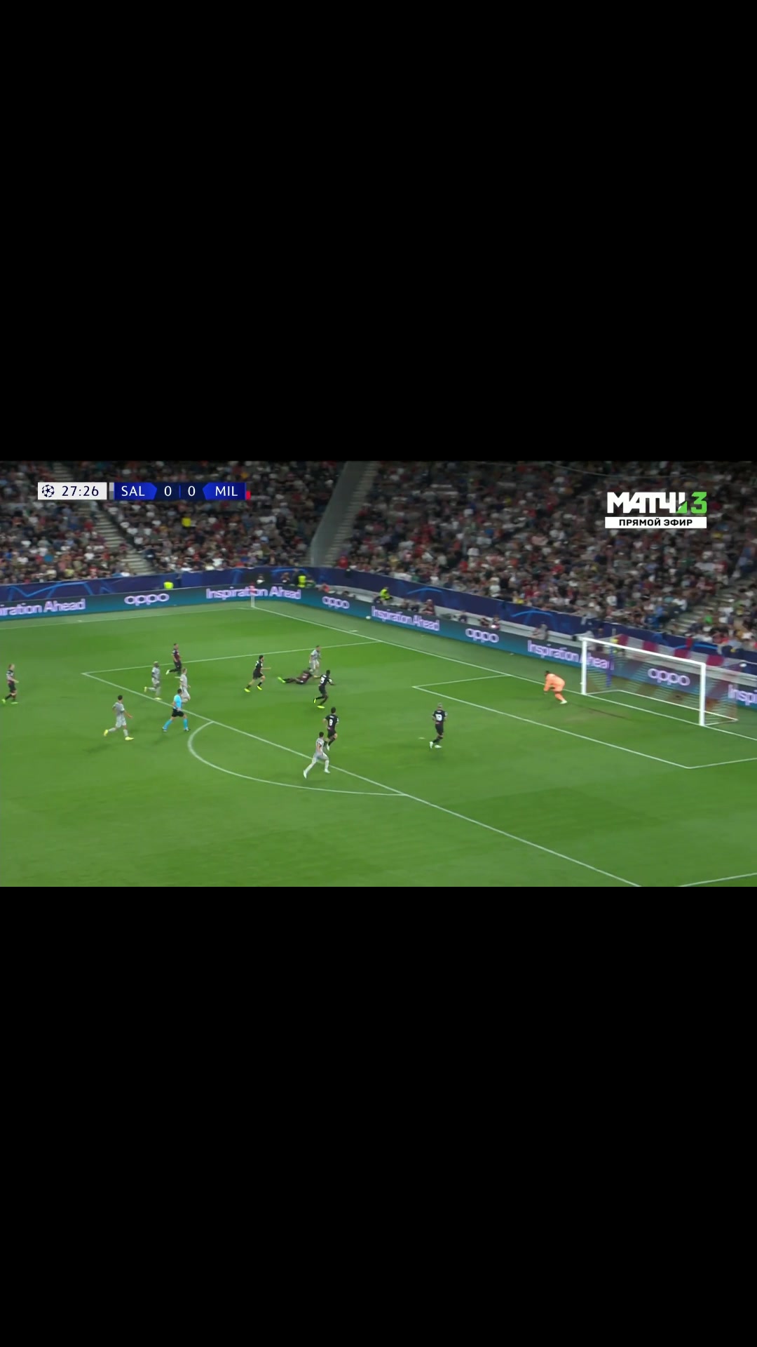 太强了!萨尔茨堡前锋欧冠上演梅西式犯罪过人(萨乌尔梅西)