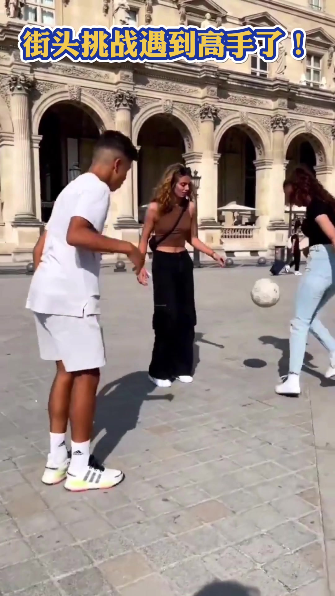 （篮球队女孩）你身边有这么可爱的篮球女孩参加军训吗？