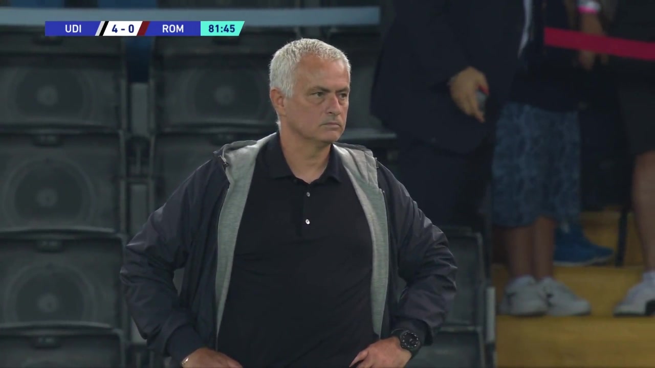 (罗斯儿子pj)罗斯晒被儿女围殴:和孩子们在一起的美好时光