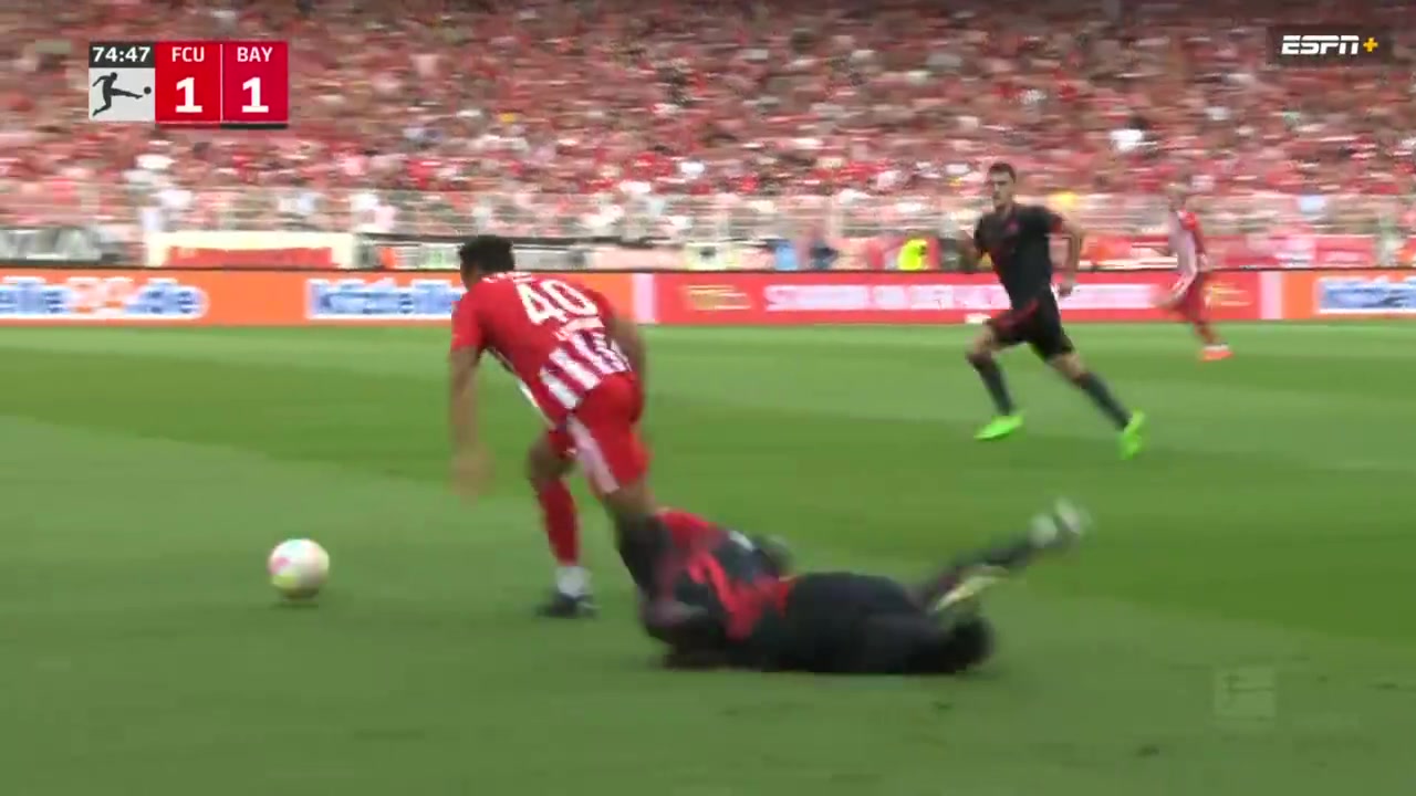 这是谁的部将！柏林联莱韦林让乌帕狼狈不堪（柏林联合莱比锡）