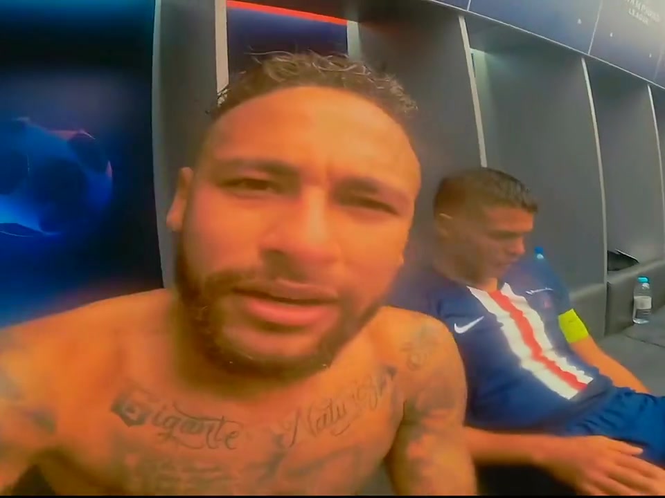 (浓眉和科比做过队友吗)浓眉采访:打篮网没进绝杀耿耿于怀 科比精神与我们同在