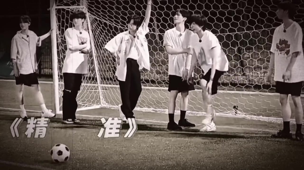 (科比说奥尼尔也干过)科比:奥尼尔要是勤劳点他会是最伟大球员 我们能赢12个冠军