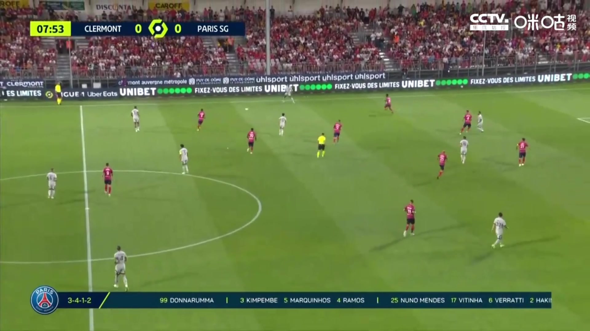 内马尔门前接球抽射破门 巴黎1-0领先（内马尔踢什么位置巴黎）