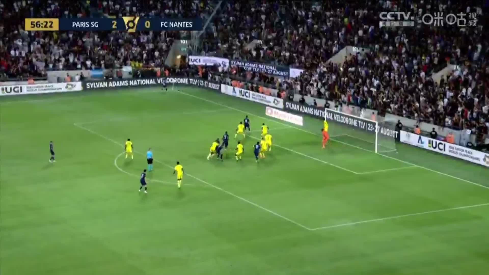 萨拉维亚打门被扑 拉莫斯脚后跟补射破门 巴黎3-0领先（萨拉维亚集锦）