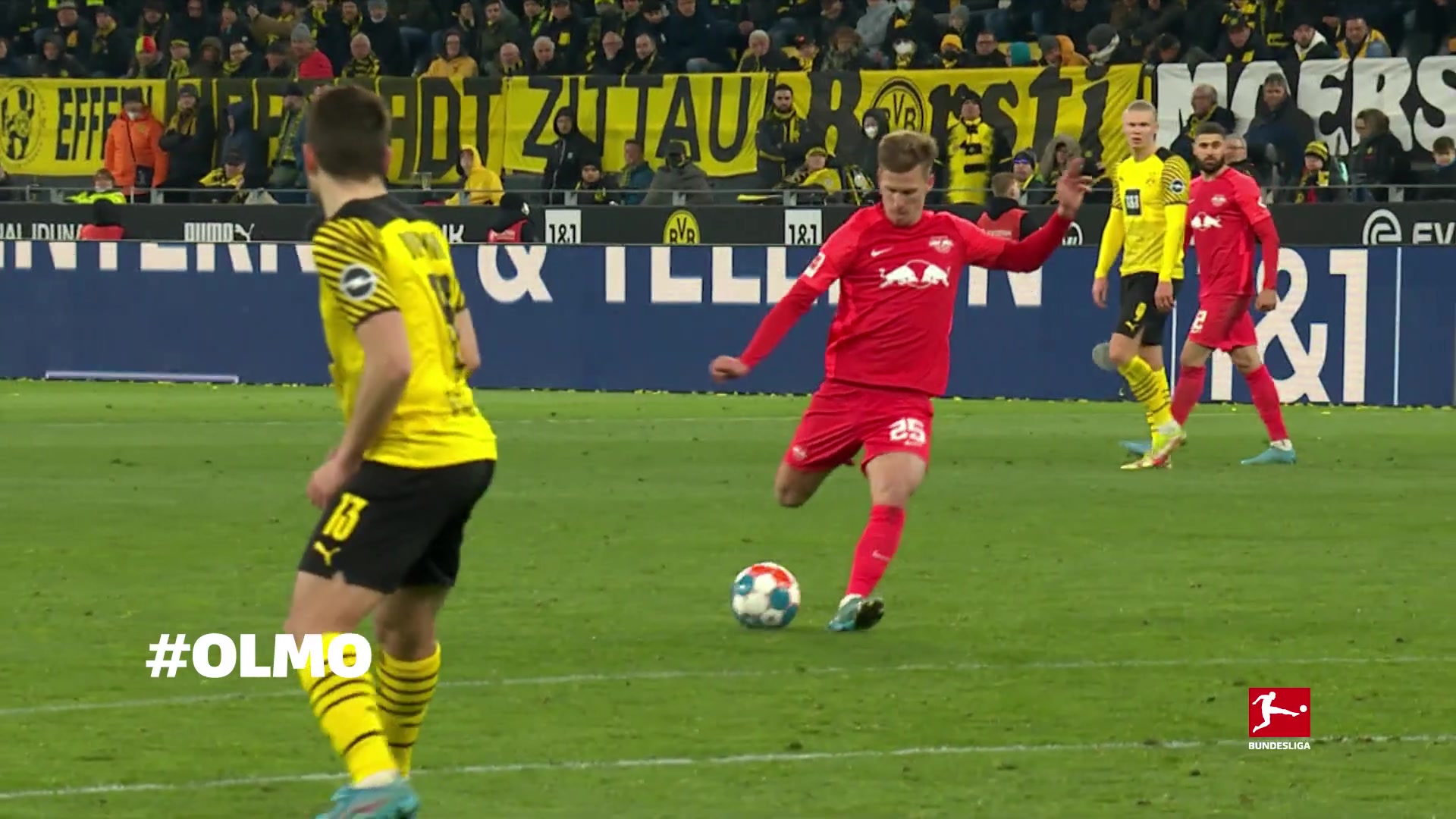 你最喜欢哪个？德甲赛季最佳进球10大候选（德甲进球排行）