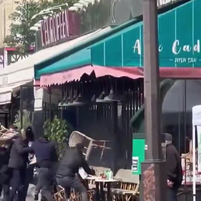 法国杯决赛在即！南特球迷和尼斯球迷街头乱战（法国南特队）