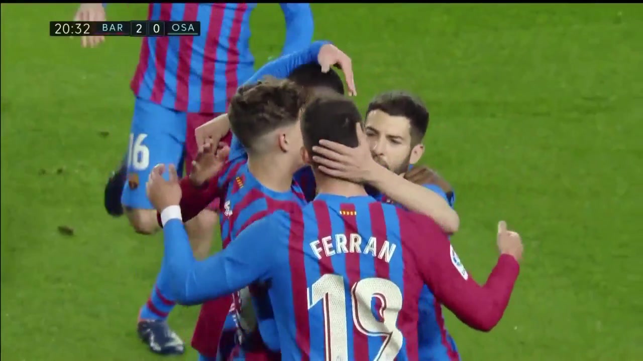 登贝莱直塞送助攻 费兰-托雷斯穿裆门将破门双响（费兰托雷斯和福登）