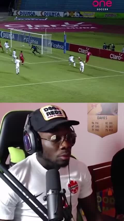 化身主播！加拿大进球后阿方索的反应（阿方索戴维斯加拿大队）