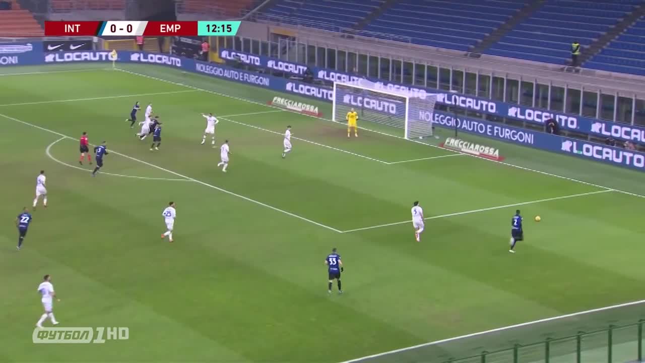 国米1-0领先！桑切斯禁区内头球破门首开记录（国米 桑切斯）