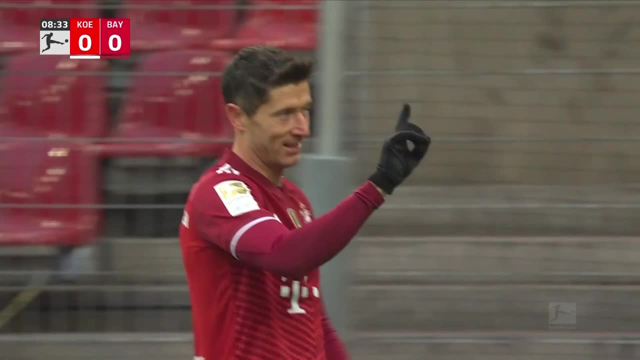 真神锋！莱万2022年上演首个帽子戏法（莱万帽子戏法最快）