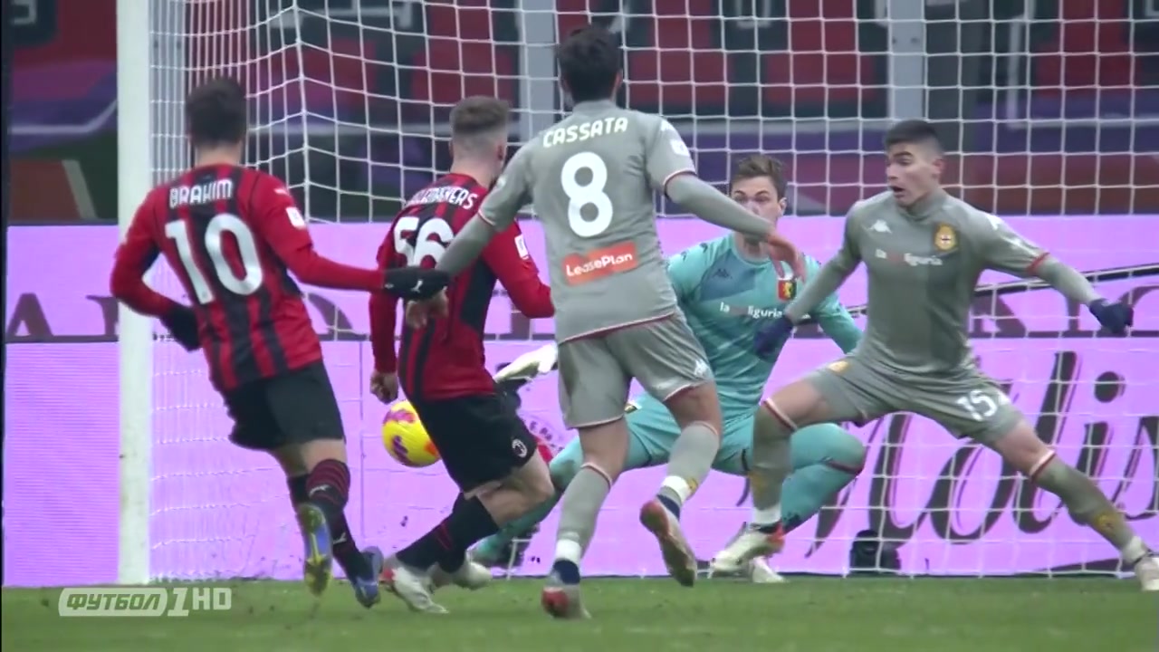 特奥左路禁区横传助攻 萨勒马科尔斯推射破门（特奥左后卫）