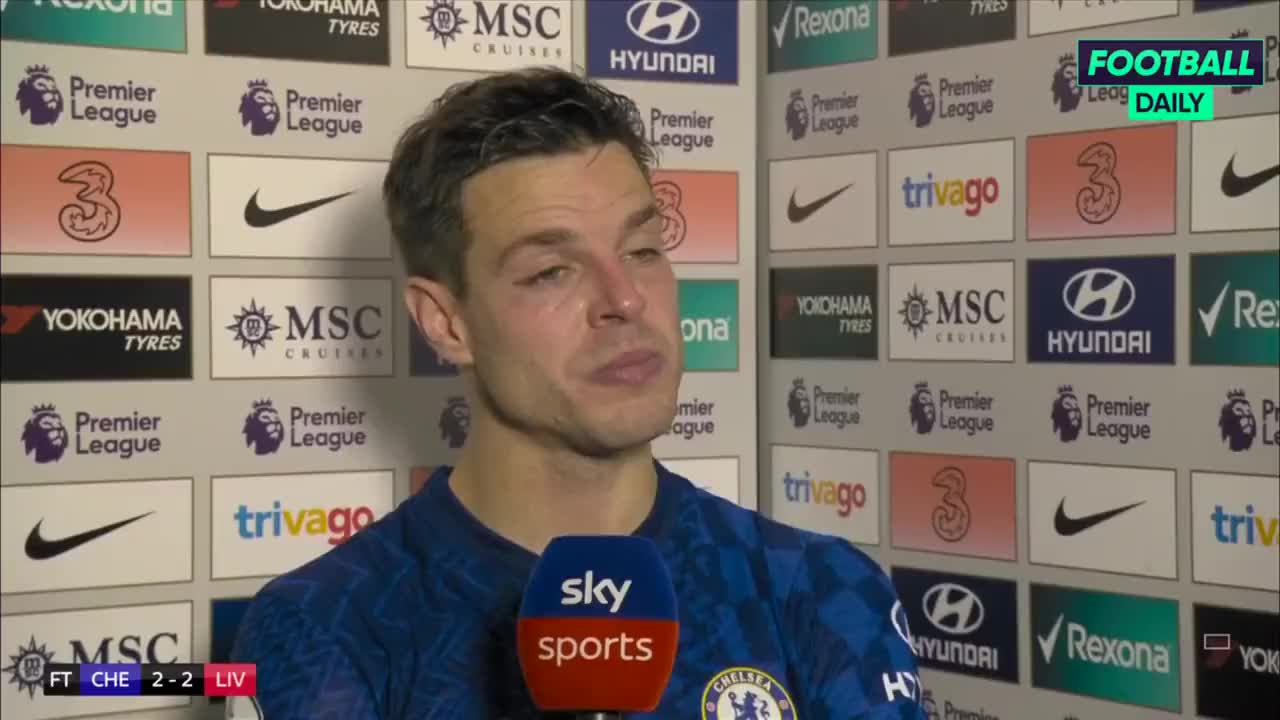 AZP：马内的动作铁拿红牌 不利判罚总会影响比赛走向（马内拿刀挥向队友）