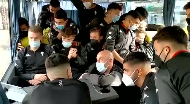 冤家路窄！阿尔科亚诺欢庆国王杯抽到皇马，上季爆冷2-1皇马（阿尔科亚诺淘汰皇马）