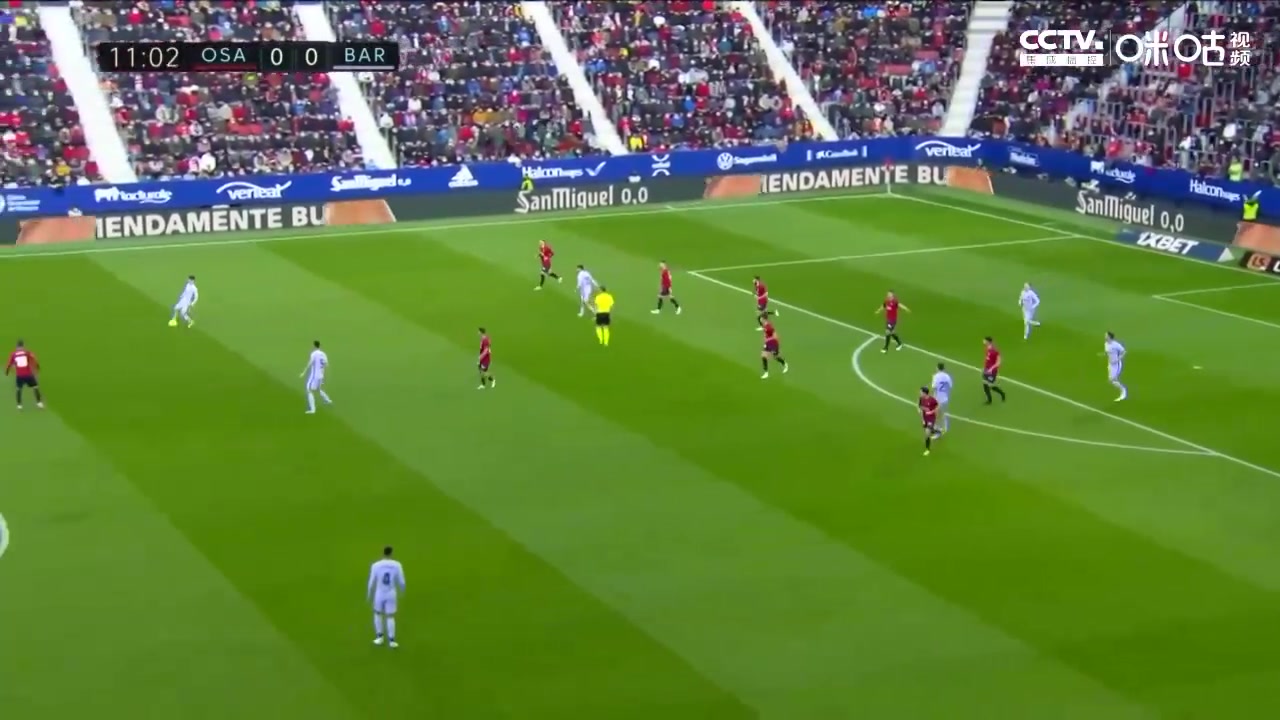 拉玛西亚配合！加维突施冷传 冈萨雷斯冷静破门（拉维萨迦利亚）