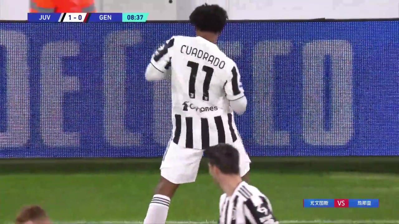 逆天！夸德拉多角球直接破门 完美弧线直入球门（夸德拉多点球）