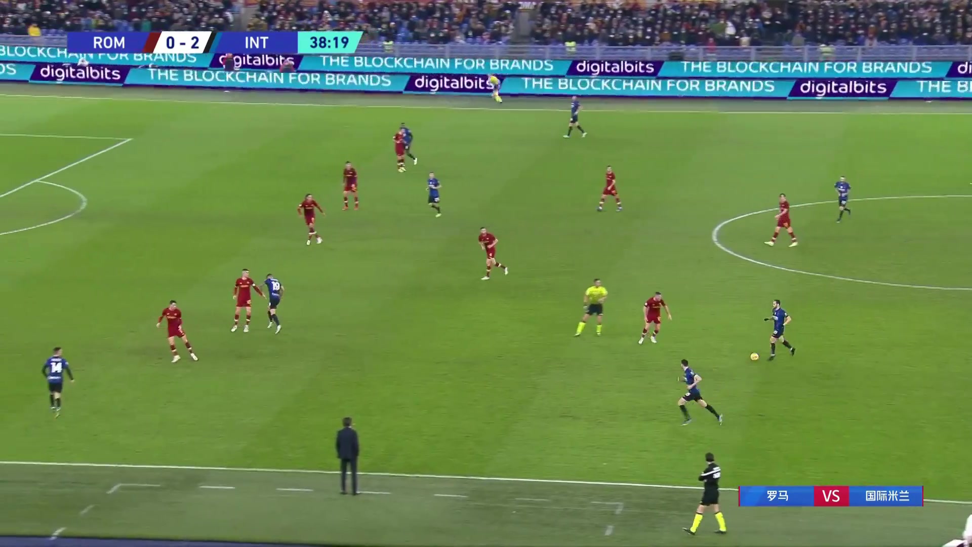 打崩了！邓弗里斯破门 国米半场不到3-0领先罗马（国际米兰邓弗里斯）