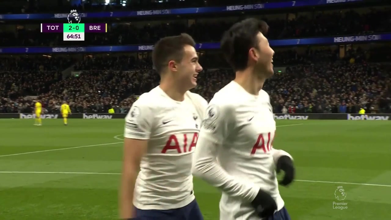 凯恩直塞雷吉隆横传助攻 孙兴慜推射空门得手（凯恩和孙兴慜谁强）