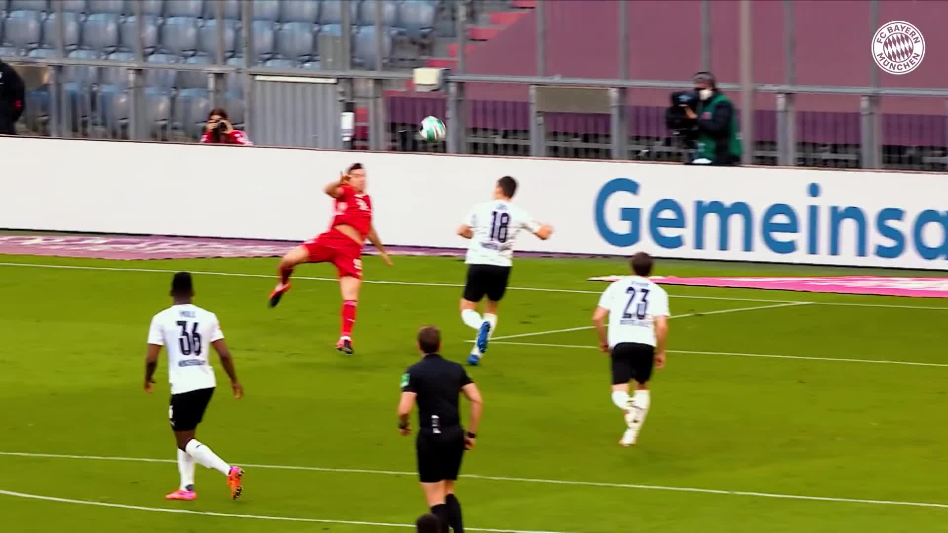 拜仁官网视频：这就是莱万配得上金球奖的原因（莱万在拜仁几年了）