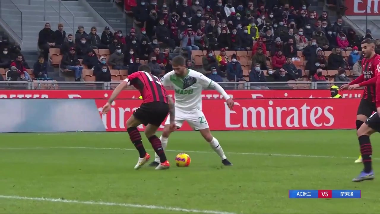 凯西带球被抢断 贝拉尔迪晃倒罗马尼奥利破门（凯西贝克尔）