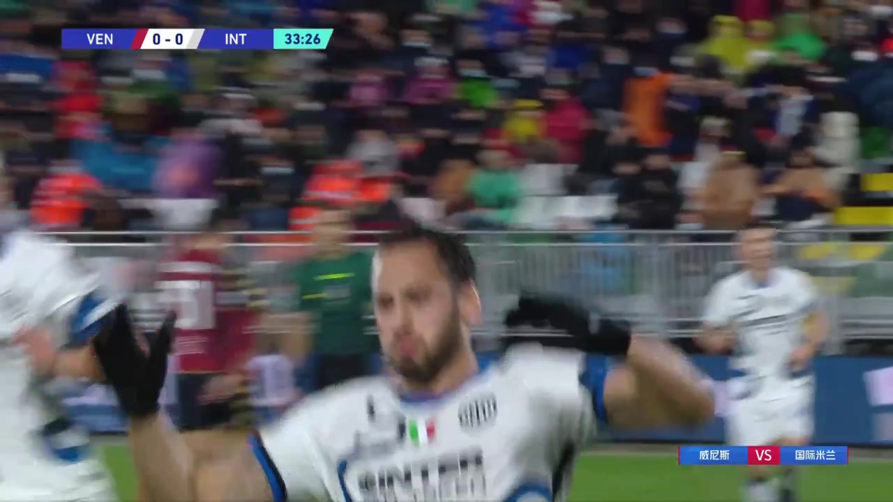 恰尔汗奥卢世界波直入死角 助国米客场打破僵局（恰尔汗奥卢视频）