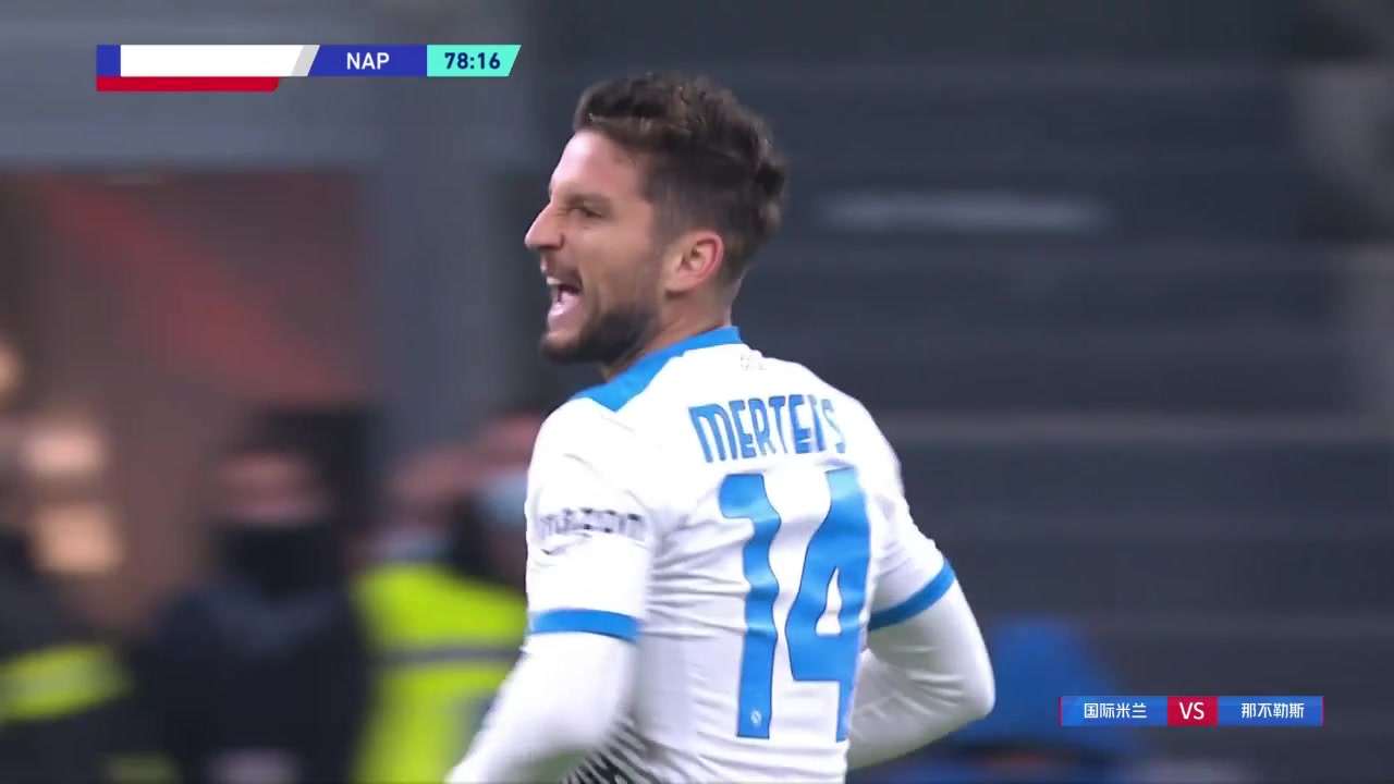 哲科后场带球被断 默滕斯世界波破门直挂死角（哲科是哪个球队的?）