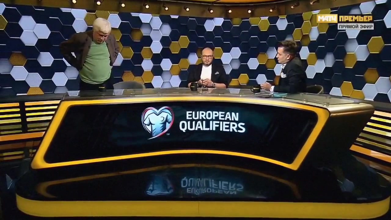 遭乌龙输球!愤怒的俄罗斯嘉宾直接离开演播室(俄罗斯演出)