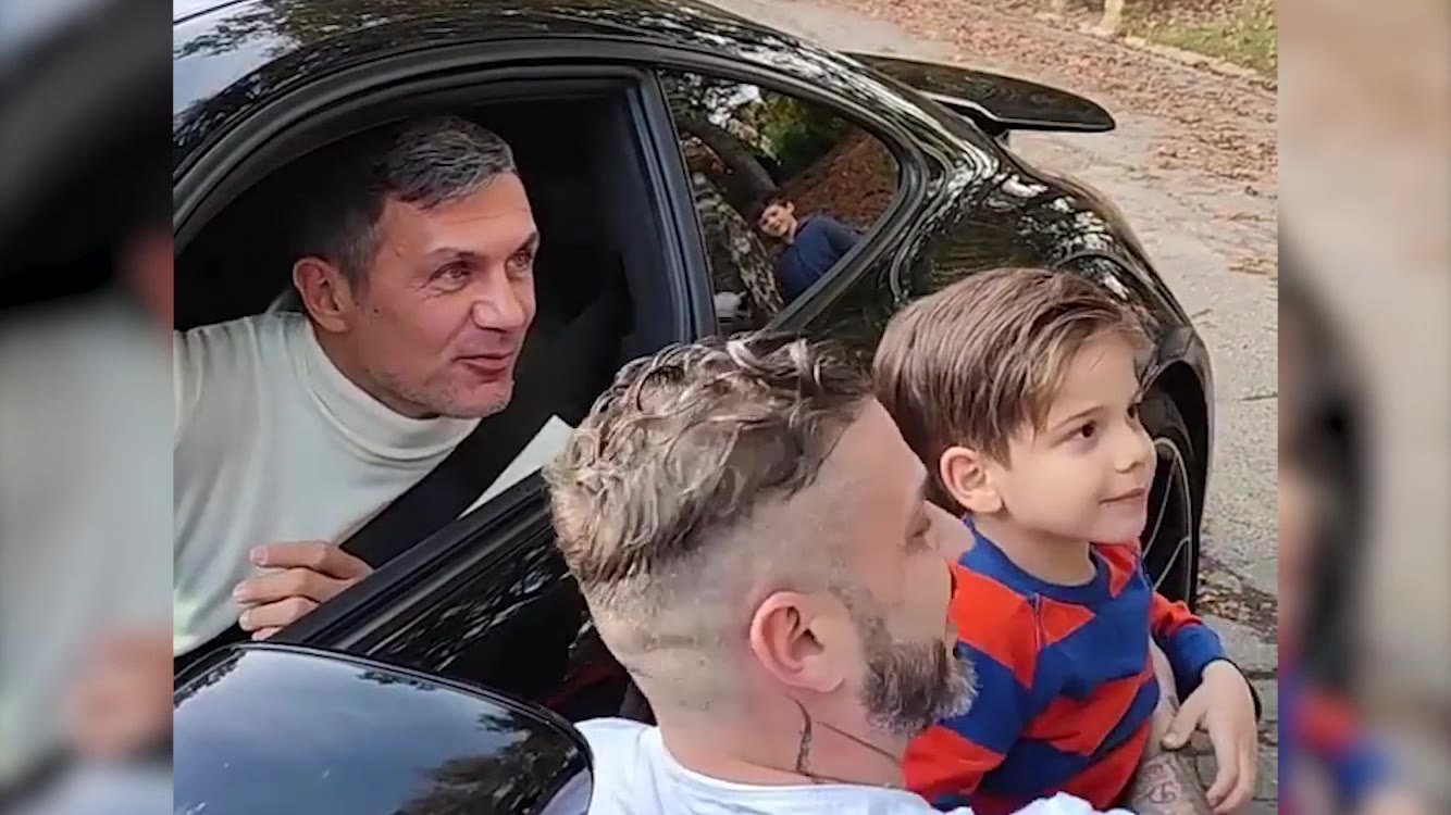 还是那么帅！马队为球迷签名合影（还是那么帅!马队为球迷签名合影图片）