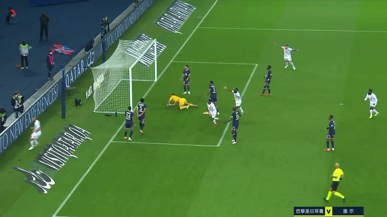 大巴黎丢球！乔纳森禁区包抄攻破多纳鲁马（乔纳森 巴西）