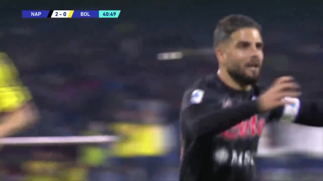 【集锦】意甲-法比安世界波因西涅双响 那不勒斯3-0博洛尼亚登顶（意甲博洛尼亚对那不勒斯）