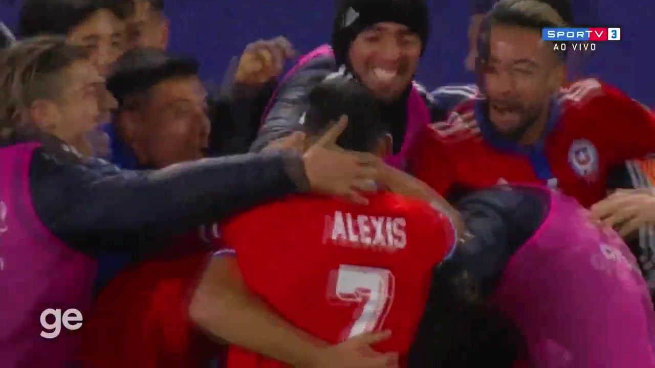 【集锦】世预赛-桑切斯两助普尔加双响 智利3-0委内瑞拉（智利vs委内瑞拉）