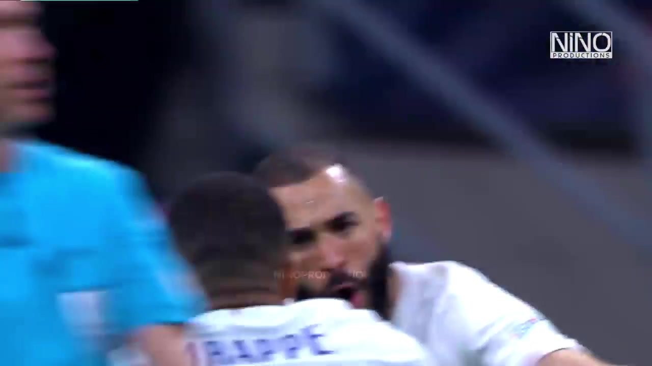 背锅侠转型真大腿！从“都怪本泽马”到“都靠本泽马”（都怪本泽马搞笑段子）