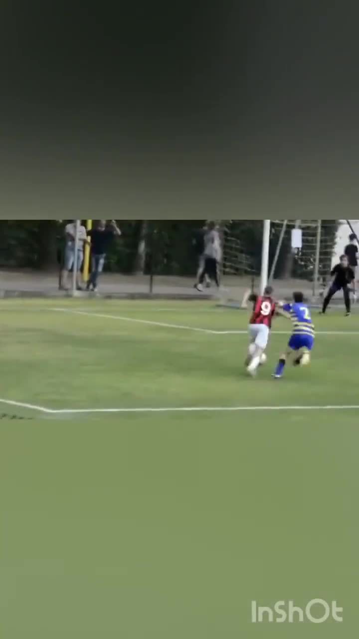 13岁的米兰神童89场比赛打入485个进球（米兰童星）