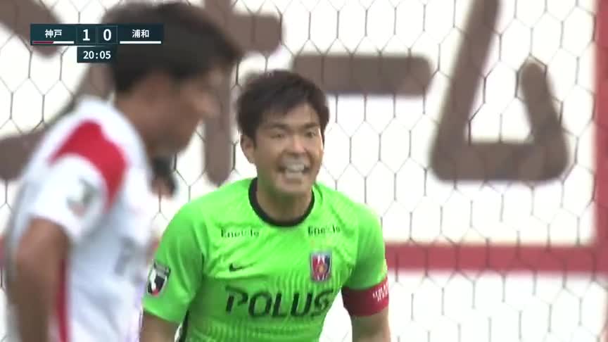 宝刀不老！伊涅斯塔直接任意球破门（伊涅斯塔带球）