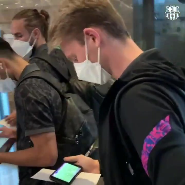 学霸型中场！德容走路研究比赛录像（德容个人集锦）