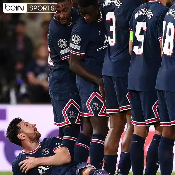 裁判来确认！换个镜头看看梅西“睡美人”姿态（梅西 睡美人）