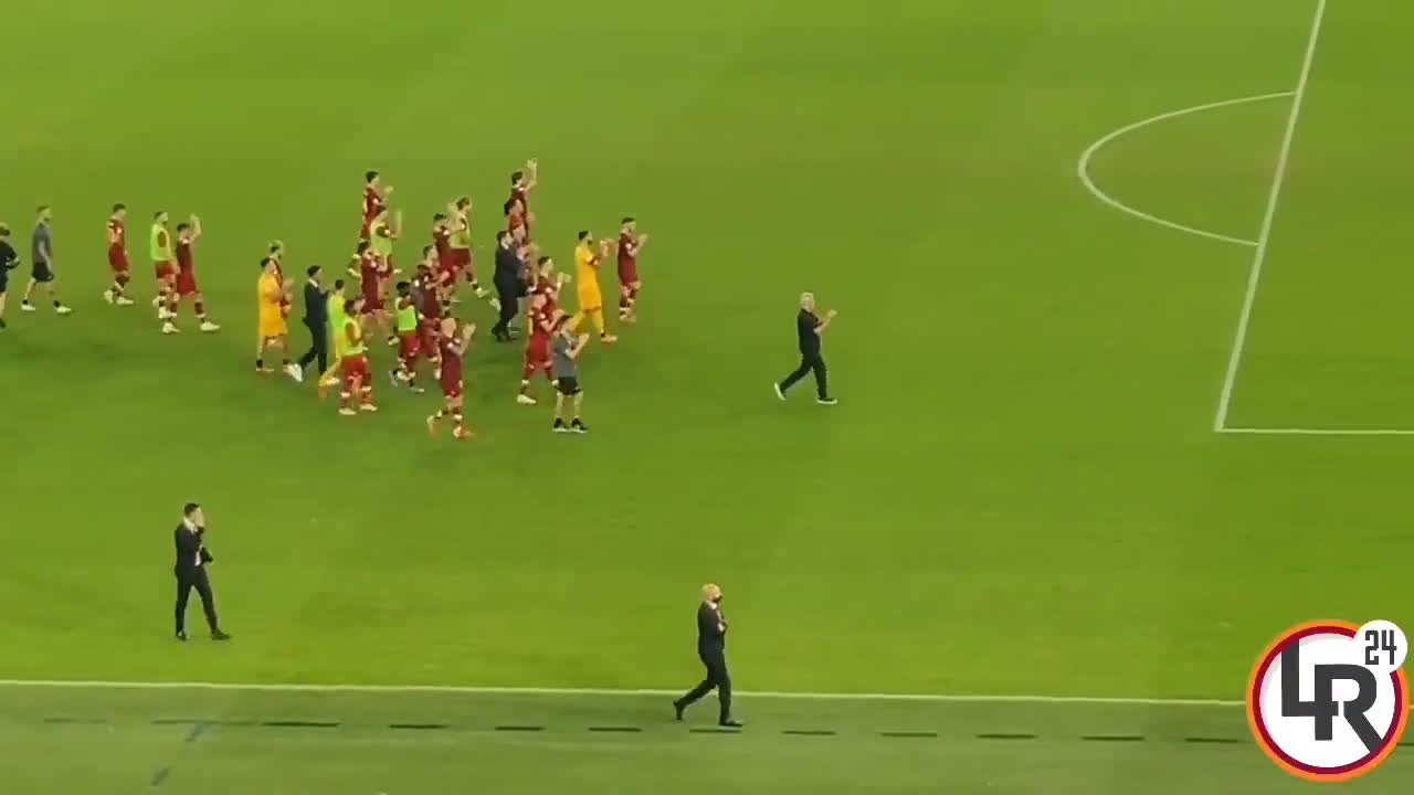 输给拉齐奥后穆帅带着球员来感谢球迷（输给拉齐奥后穆帅带着球员来感谢球迷的话）