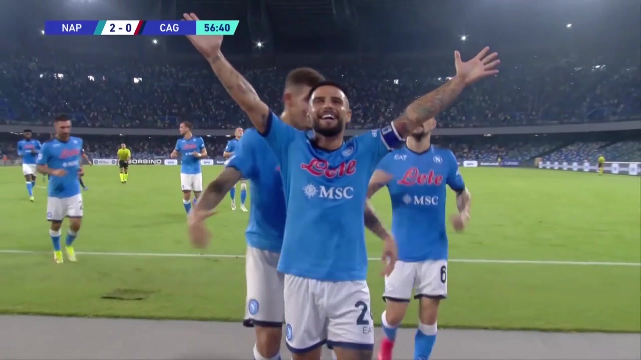 【集锦】意甲-奥斯梅恩因西涅各建一功 那不勒斯2-0疯狂6连胜（奥斯梅恩转会那不勒斯）