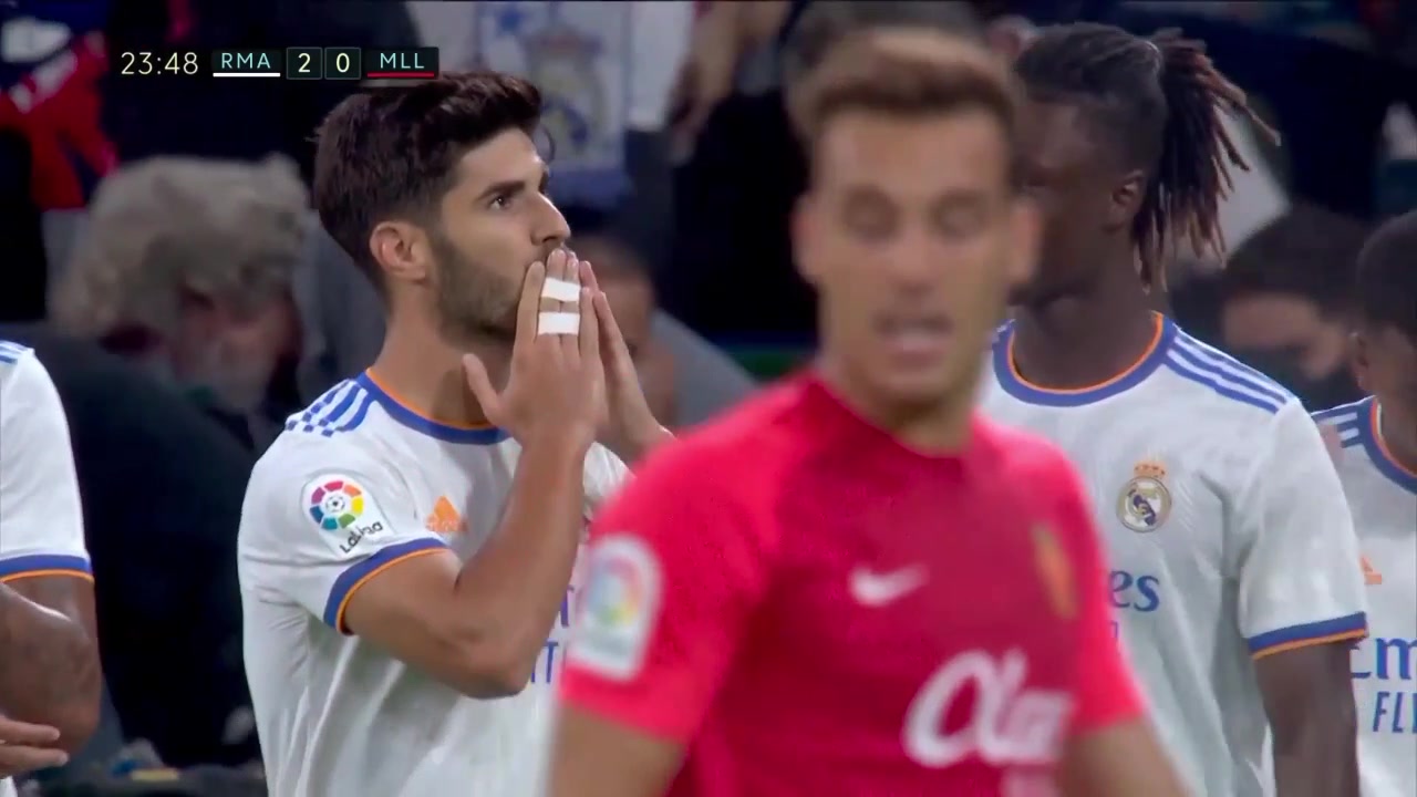 马洛卡门将扑救解围不远 阿森西奥补射再下一城（西甲-阿森西奥戴帽皇马6-1马洛卡）