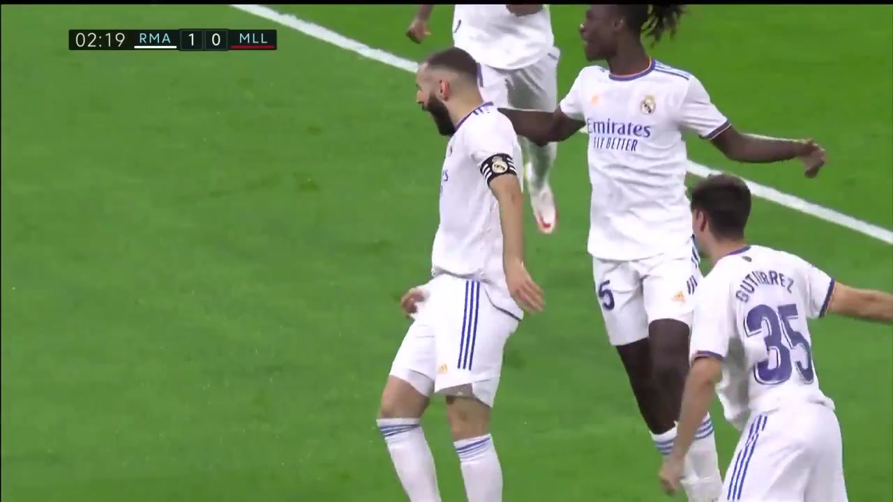 马洛卡后场失误 本泽马抢断杀入禁区推射破门（马洛卡主帅）