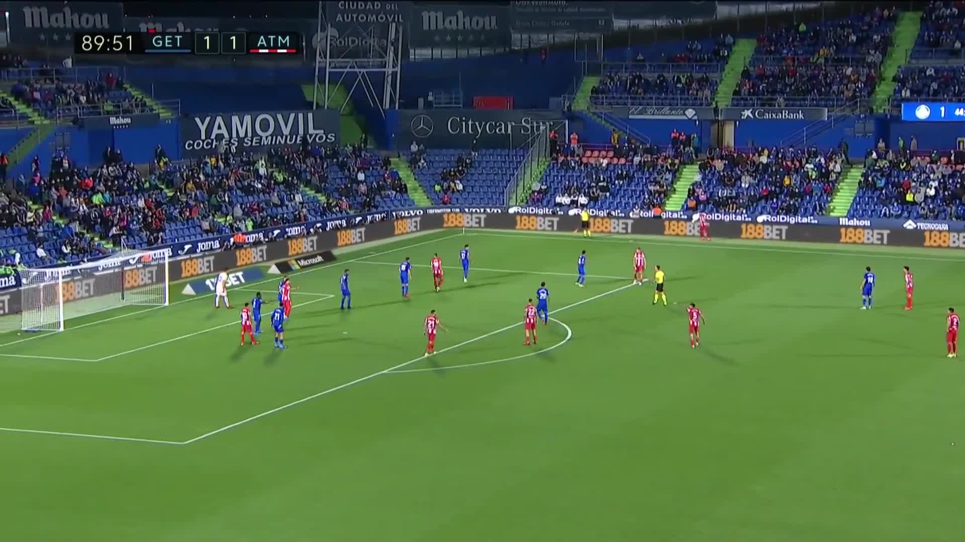 还得靠他！苏亚雷斯补时头球破门 马竞2-1绝杀对手（苏亚雷斯马竞首秀）