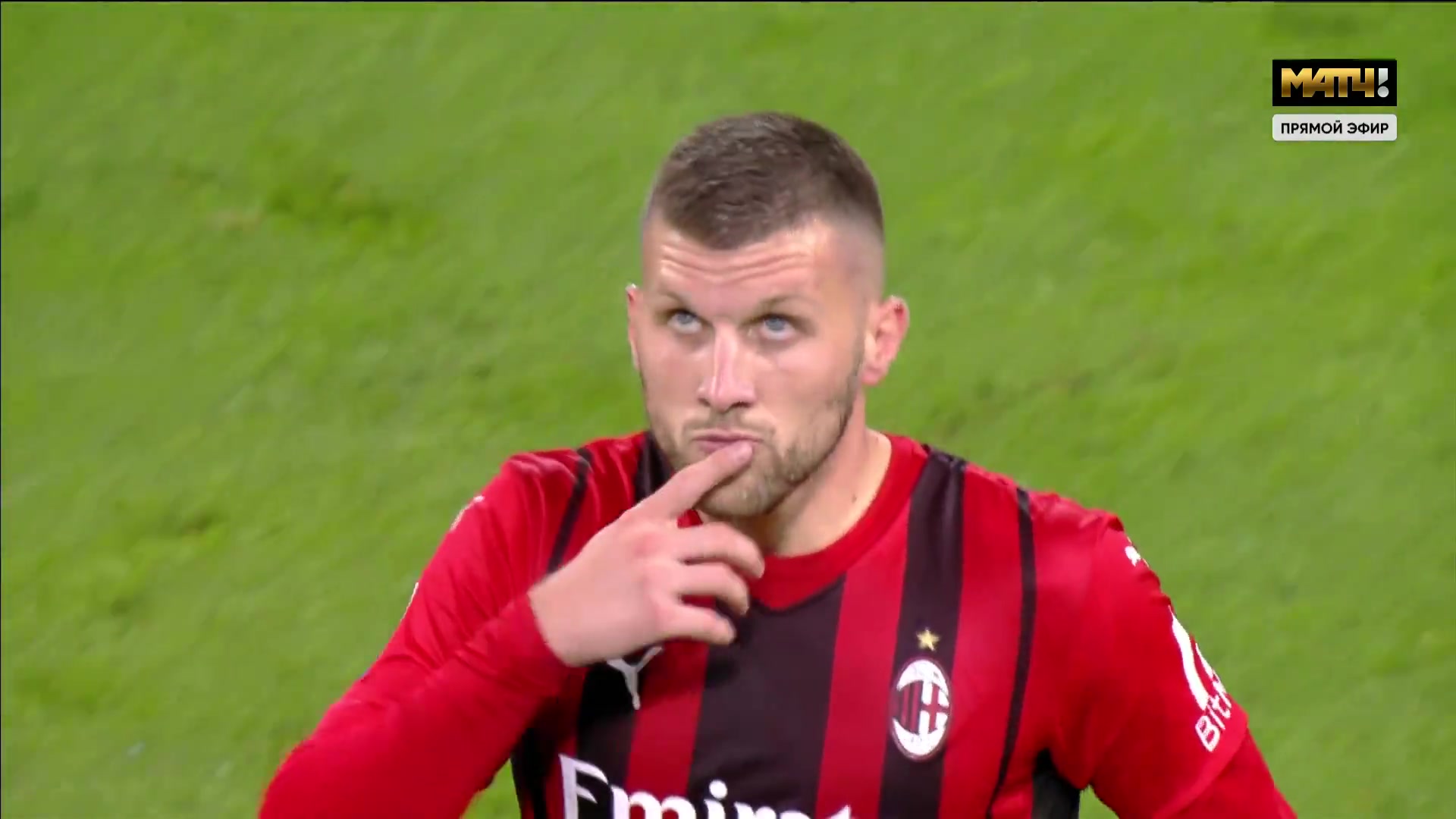 托纳利角球送助攻 雷比奇头球扳平比分（托雷斯和比利亚）